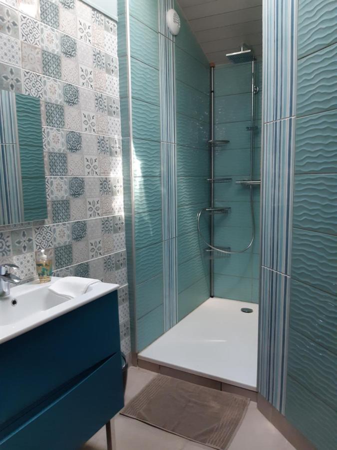 Chambre Double Avec Piscine Et Jacuzzi Bernadets-Debat Luaran gambar